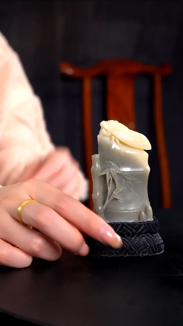 寿山石百**家节节高升手把件