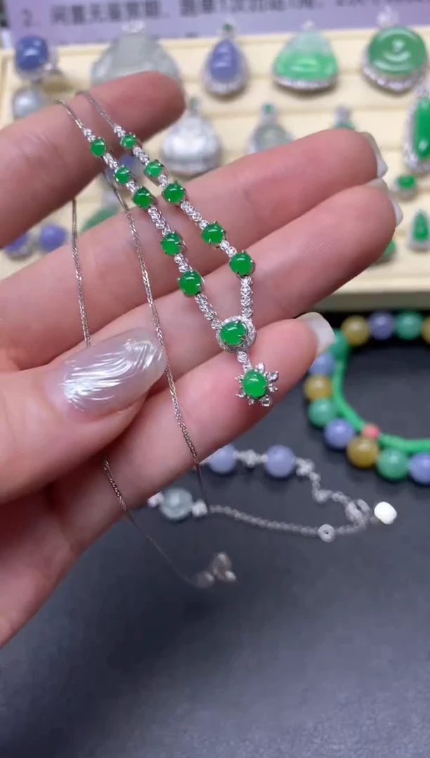 【闪购商品】翡翠套链18K金镶嵌套链|7100+710