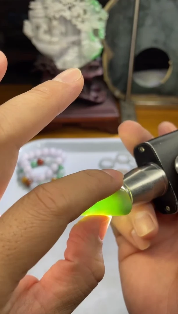 未镶嵌挂件翡翠 天然缅甸翡翠A货