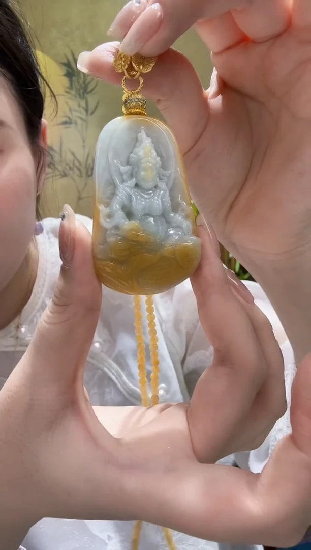 颈饰未镶嵌翡翠吊坠