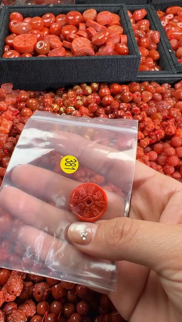【闪购商品】南红玛瑙颈饰未镶嵌1