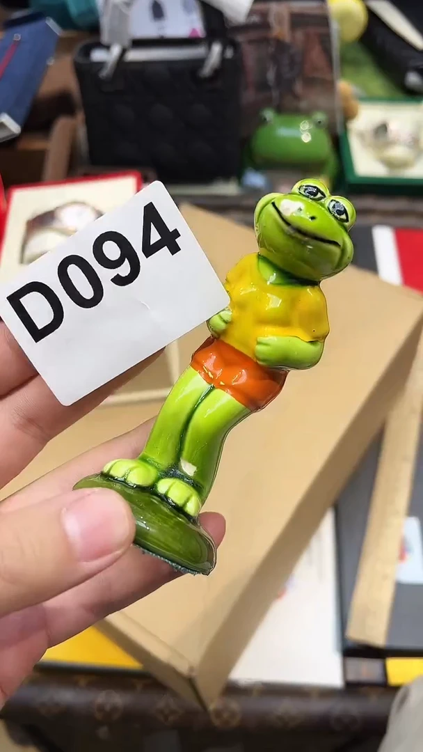 久****尼094---------------