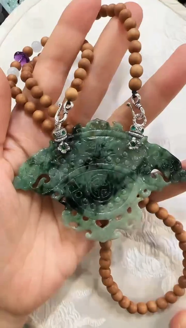 颈饰未镶嵌翡翠国风