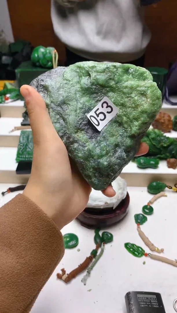 未镶嵌和田玉珠宝半成品1