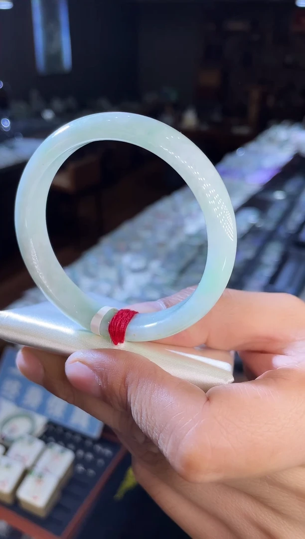 未镶嵌手镯翡翠55