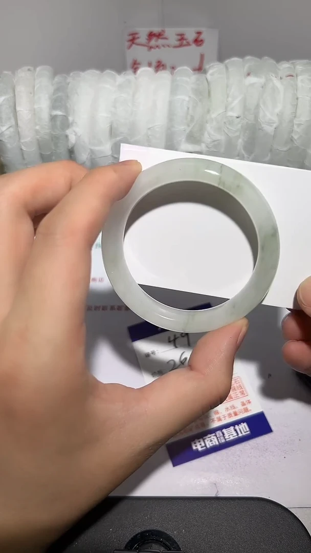 未镶嵌手镯石英质玉49-51/52/53