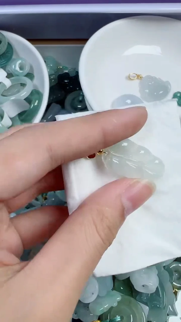 散珠翡翠484号链接，A货翡翠
