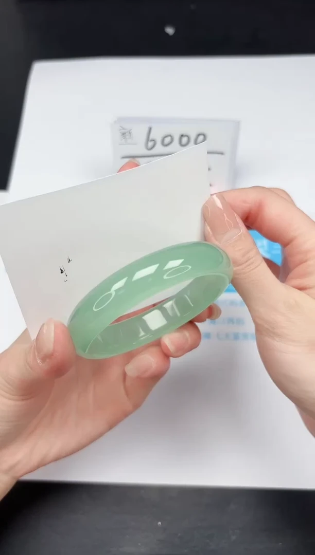 【闪购商品】石英质玉手镯未镶嵌99-60.4