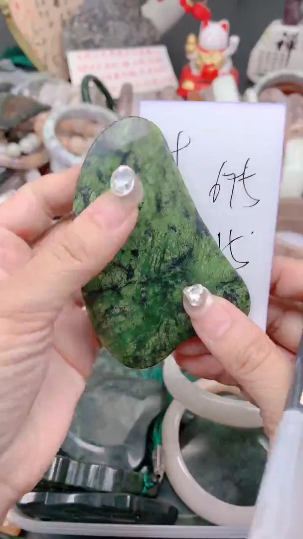 未镶嵌手镯石英质玉675