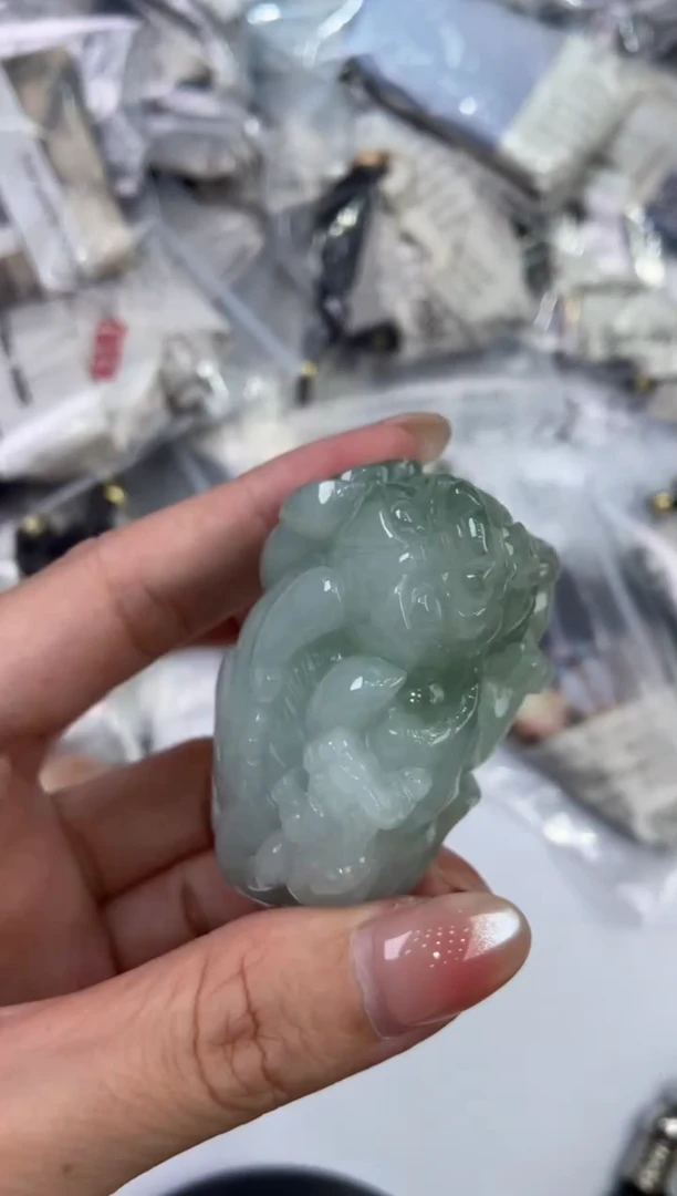 翡翠挂件未镶嵌2223585