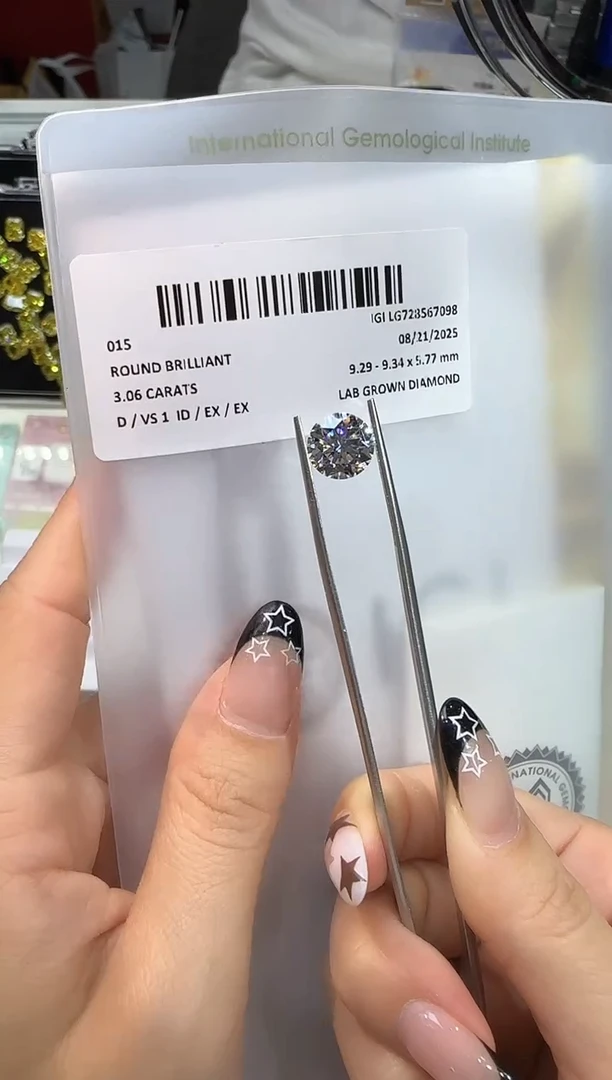 裸石实验室培育钻石@ 3.06ct 先鉴赏，再定制！