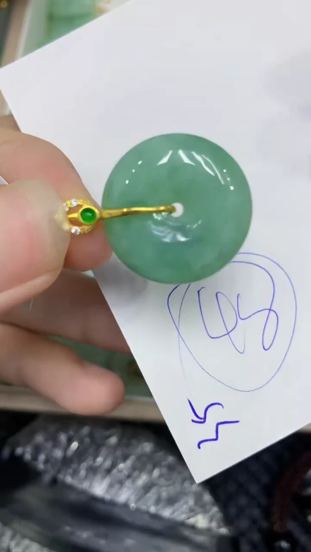 颈饰未镶嵌翡翠缅甸A货翡翠