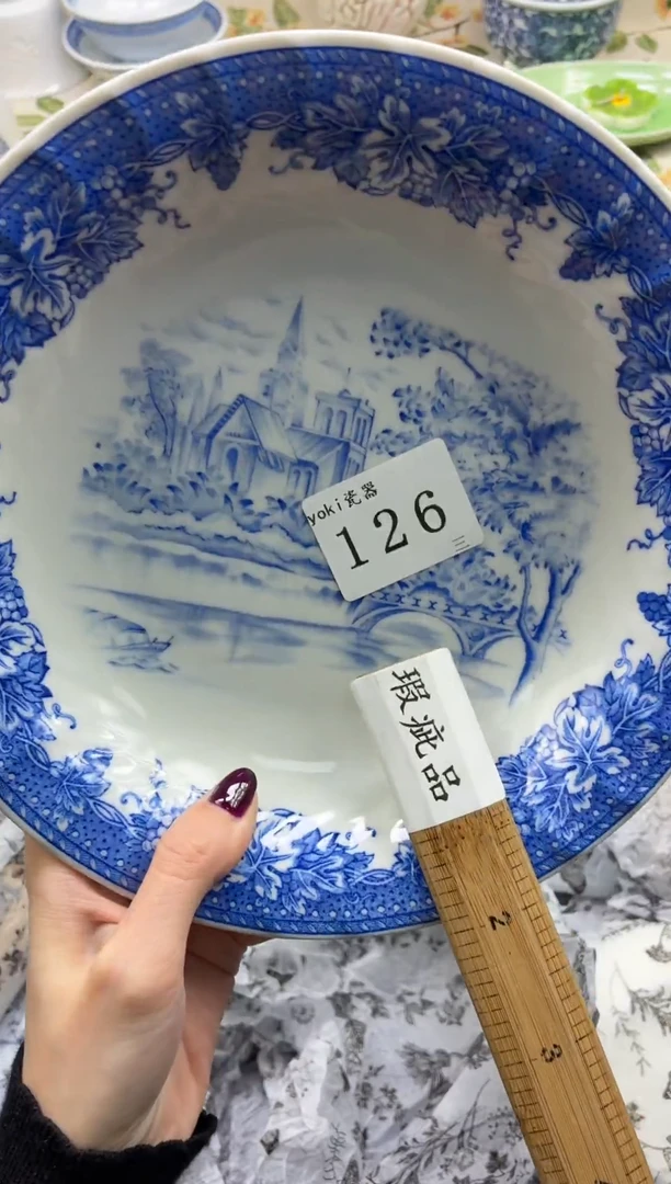 瓷片小**妈           126