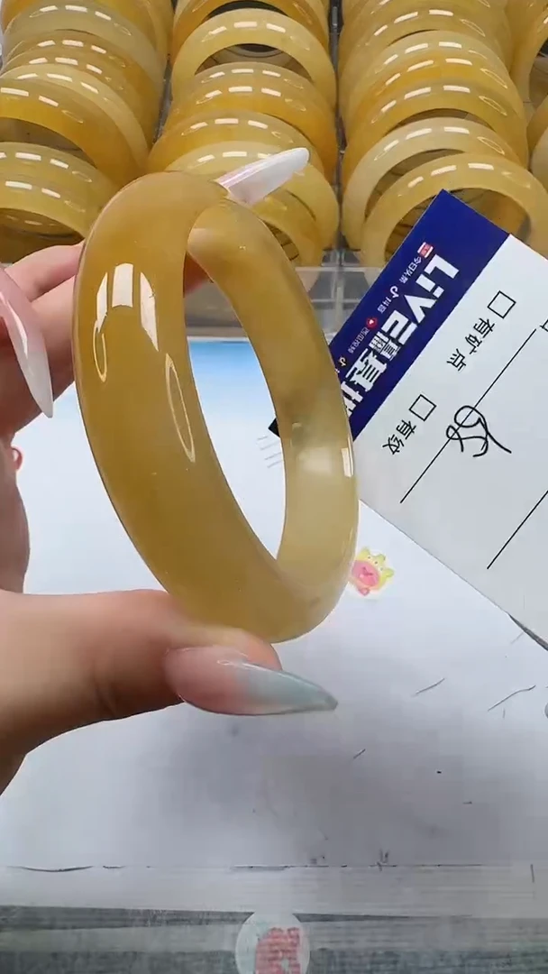 未镶嵌手镯石英质玉178