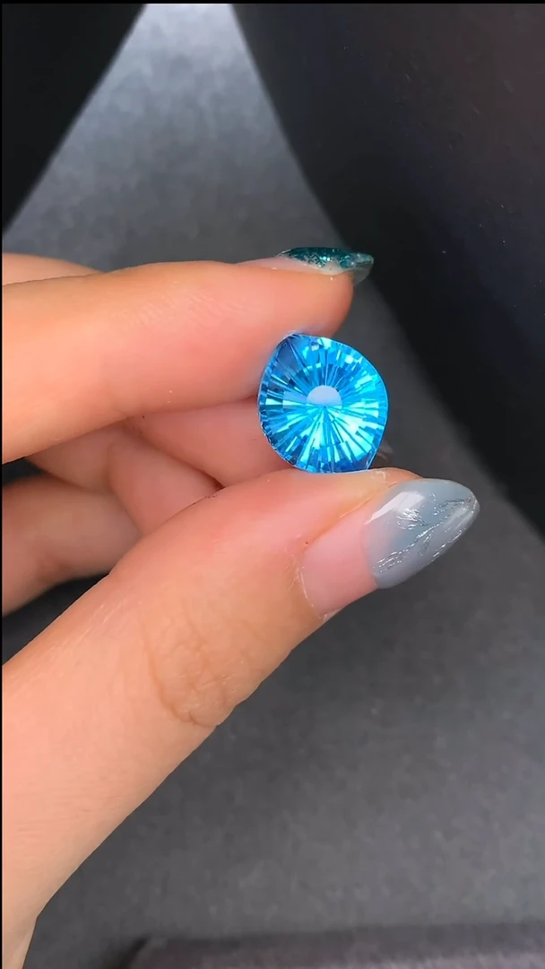 【闪购商品】托帕石裸石未镶嵌9.59克拉