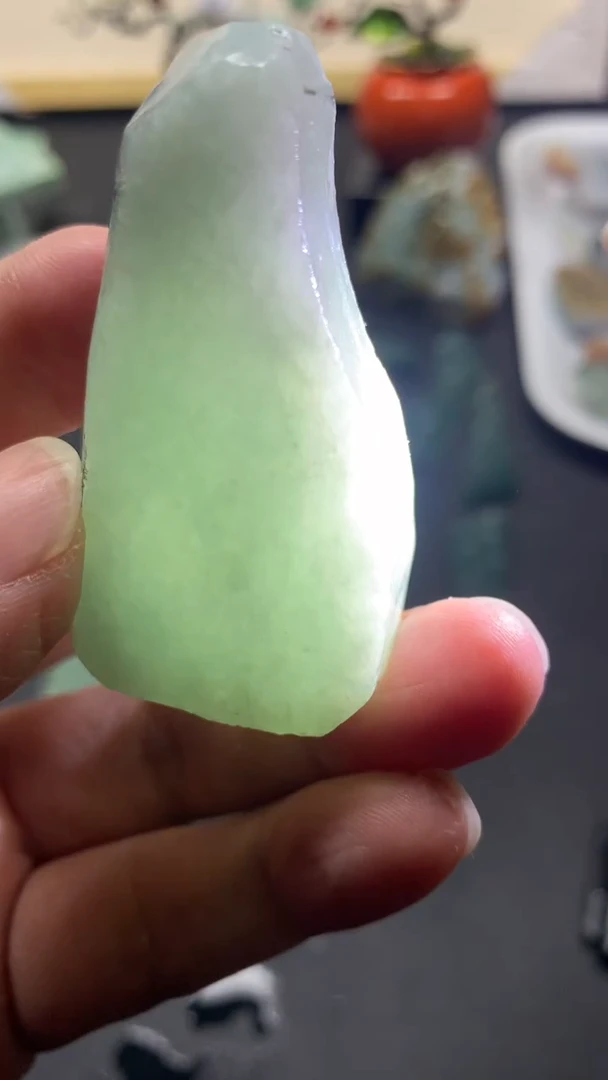 【闪购商品】翡翠颈饰未镶嵌天然翡翠A货