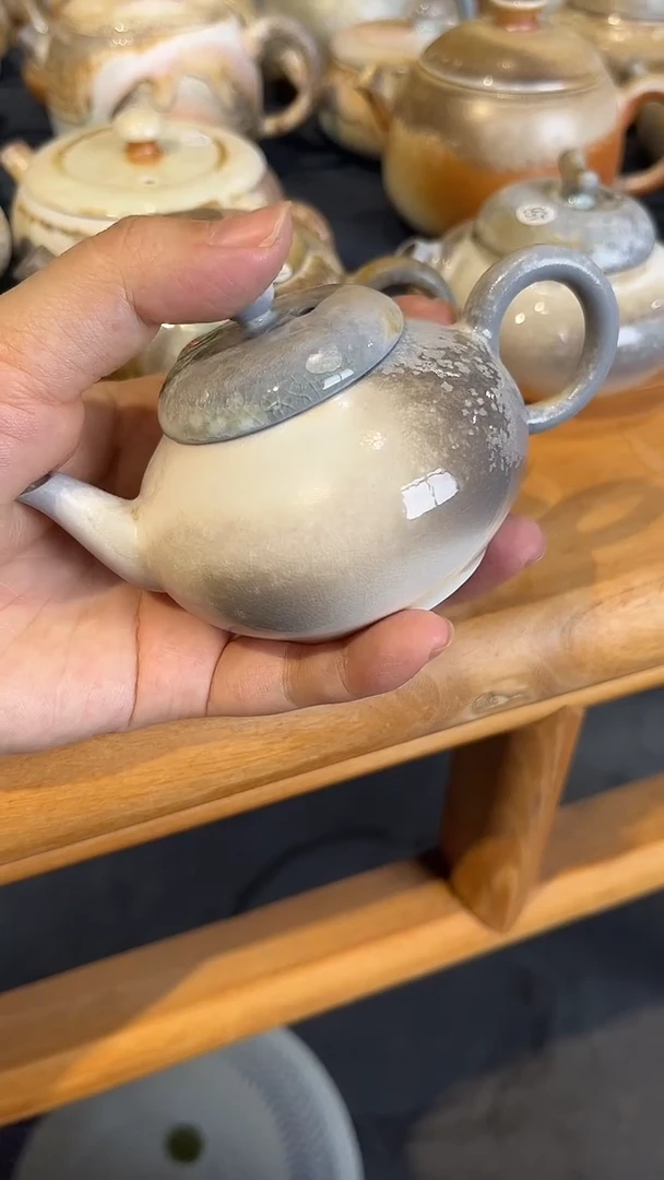 壶118号容量100-120ML 高白泥