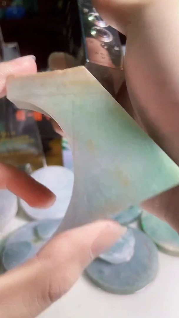 颈饰未镶嵌翡翠缅甸翡翠A货048