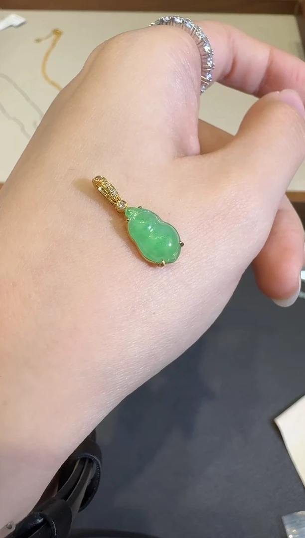 颈饰18K金镶嵌翡翠X1125-512-482