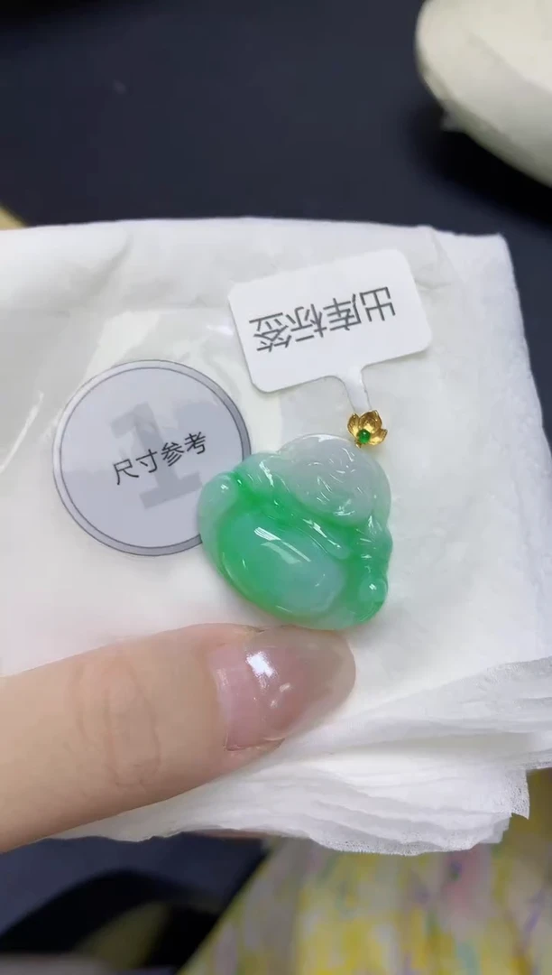 颈饰18K金镶嵌翡翠天然缅甸翡翠A货百元以上9元证书费自理