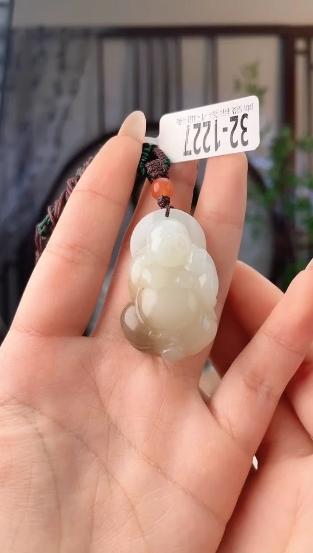 颈饰未镶嵌和田玉逍遥佛 1227