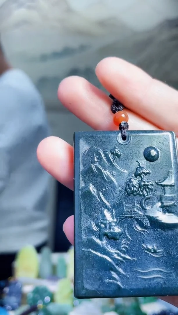 颈饰未镶嵌和田玉1