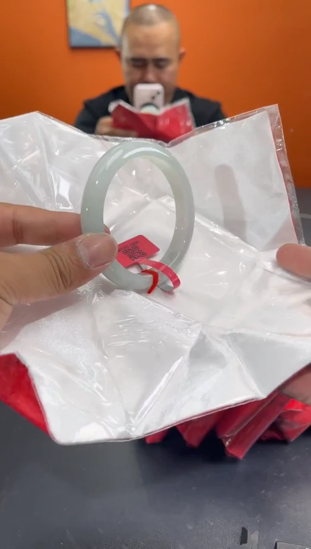 未镶嵌手镯翡翠14