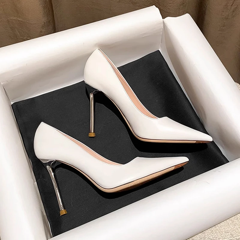 轻奢白色高跟鞋女细跟春秋季新款显瘦小众细跟浅口单鞋女鞋高跟鞋