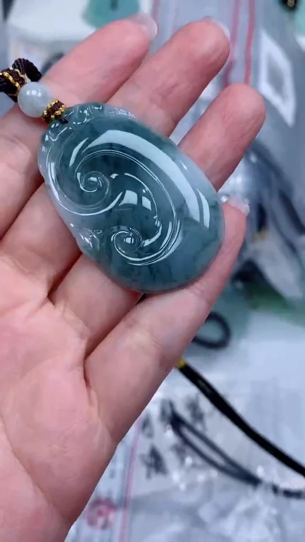 颈饰未镶嵌翡翠吊坠