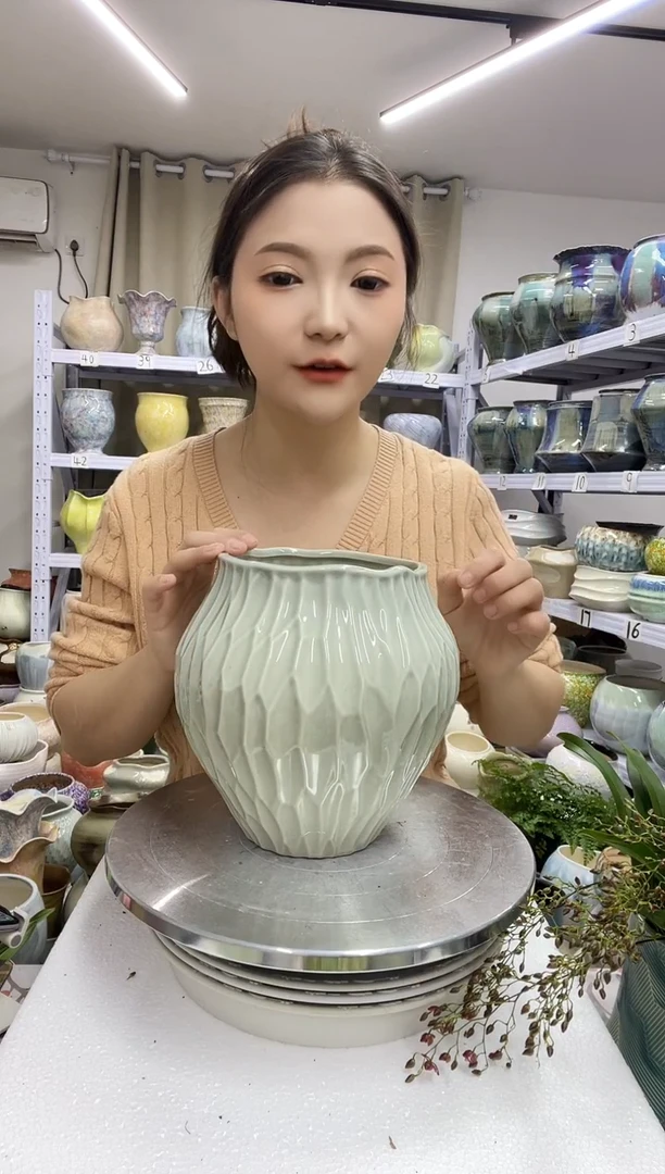 【12.18】花盆链接 高：20  口：13