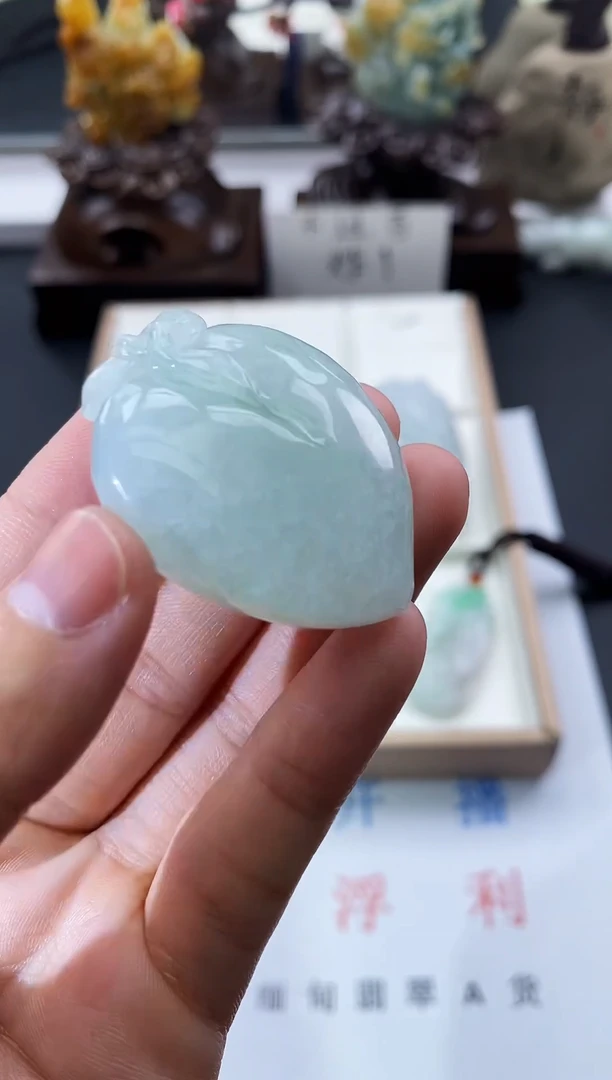 颈饰未镶嵌翡翠天然缅甸A货翡翠