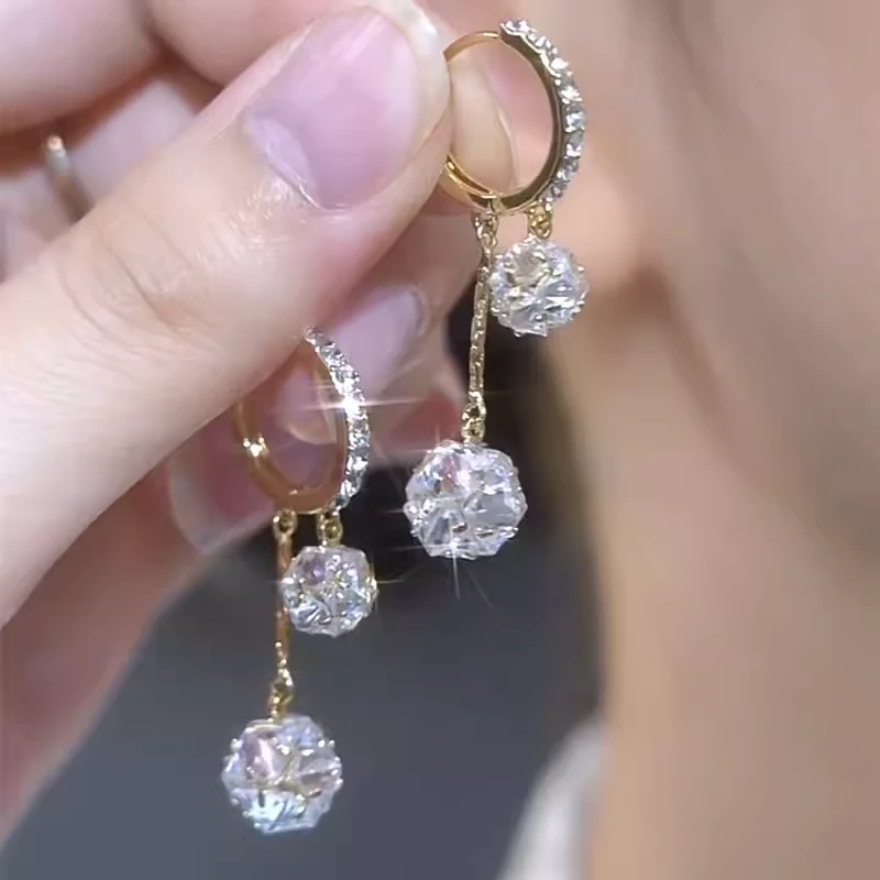 铜合金耳饰 轻奢高级感锆石流苏耳环气质精致百搭耳扣时尚耳饰女