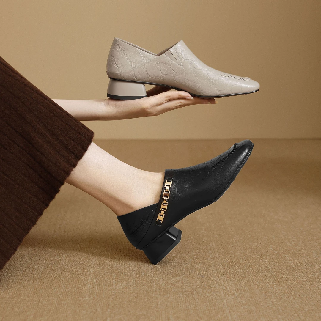 头层羊皮/3.5cm新款粗跟深口方头修面百搭小皮鞋D918