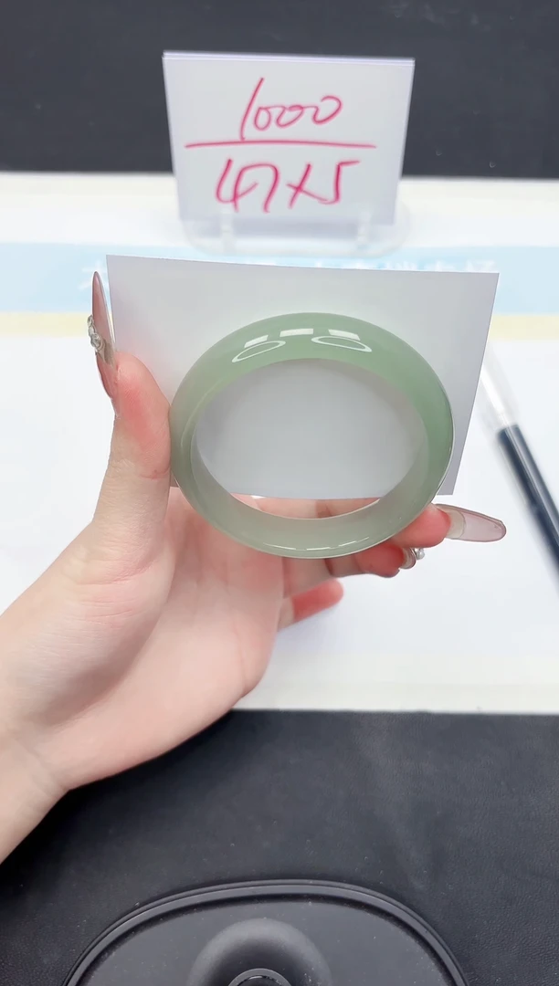 【闪购商品】石英质玉手镯未镶嵌28-57.6