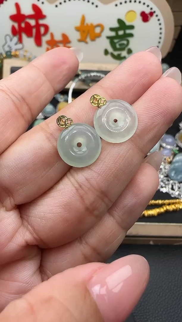 吊坠(不含链)18K金镶嵌翡翠平安扣-多样性发货其一