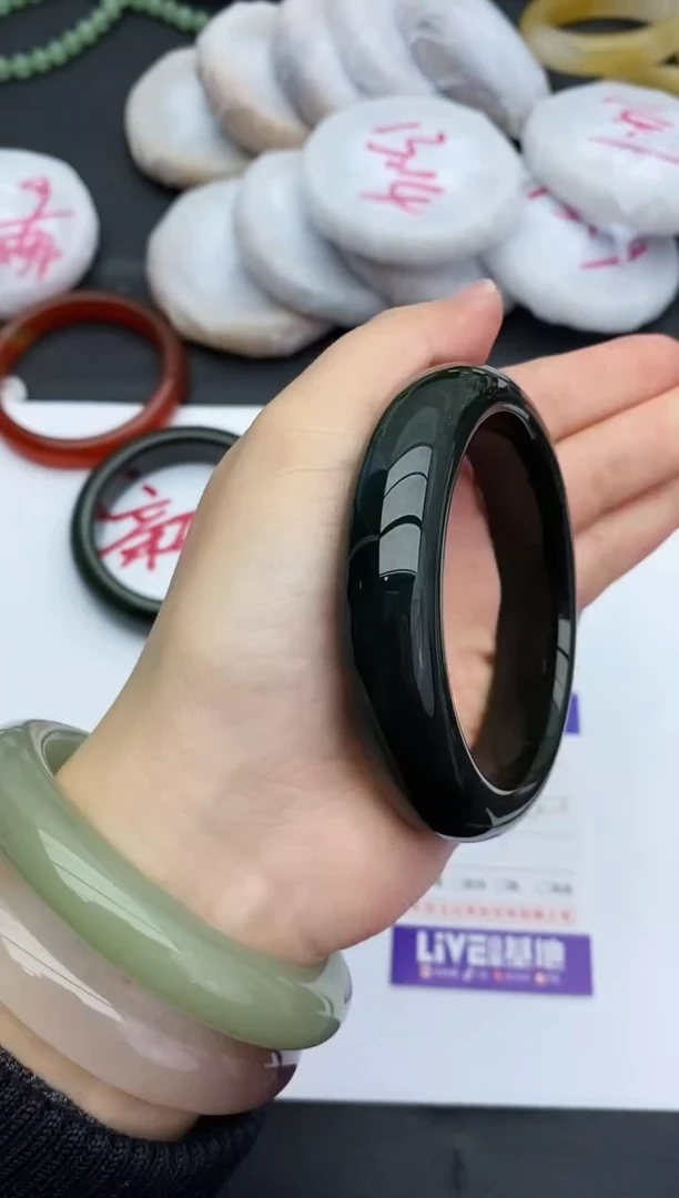 未镶嵌手镯和田玉198+59/60