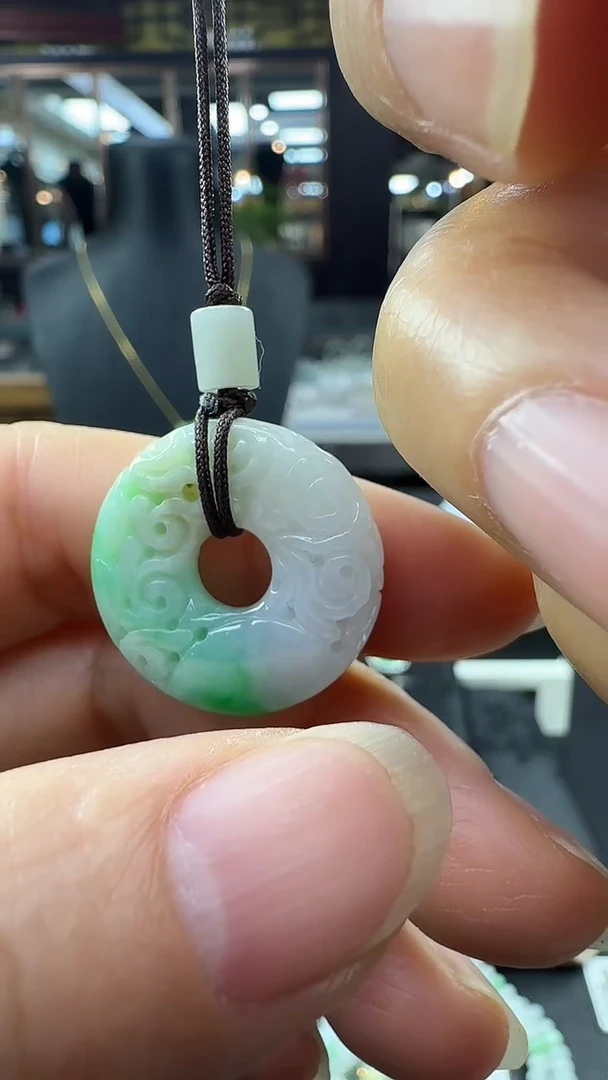 颈饰未镶嵌翡翠甜甜圈挂件