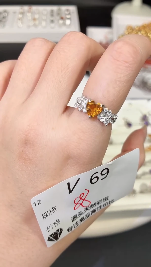 银S925镶嵌戒指水晶多样性发一V69