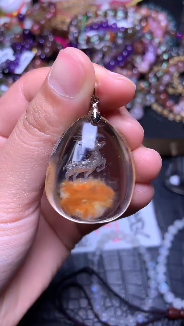 【闪购商品】水晶吊坠(赠链)未镶嵌78