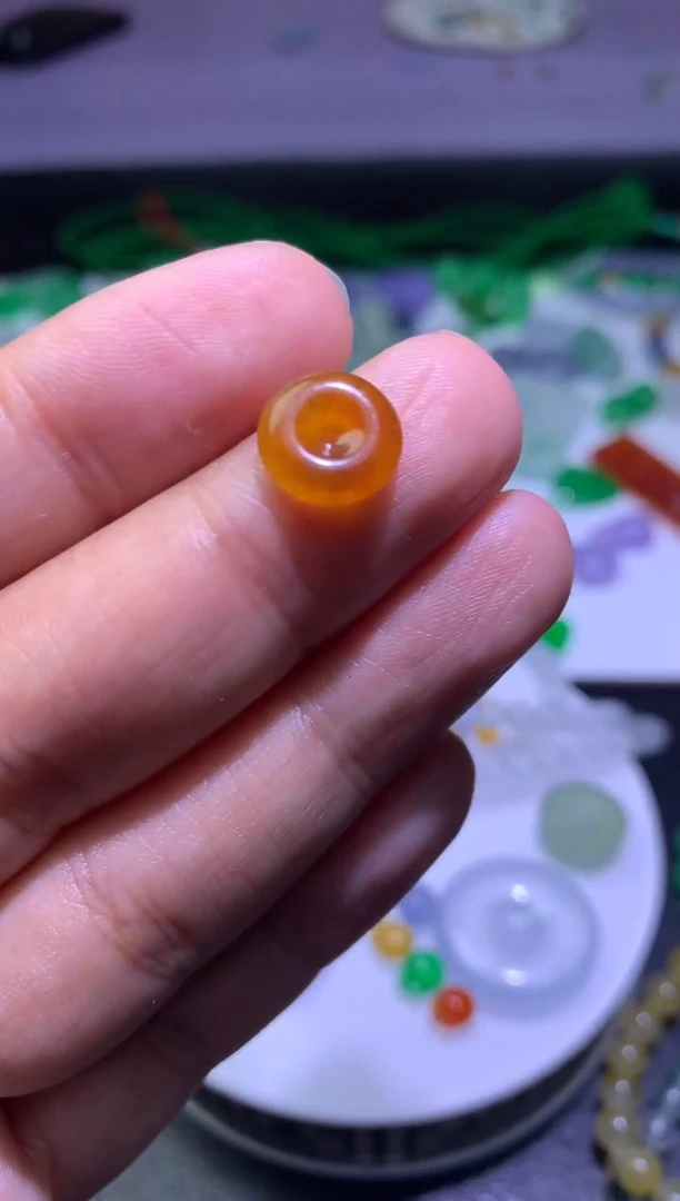 未镶嵌定制翡翠毛货