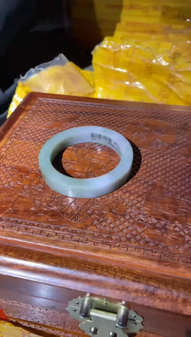 定制翡翠手镯未镶嵌手镯XJ/发一件