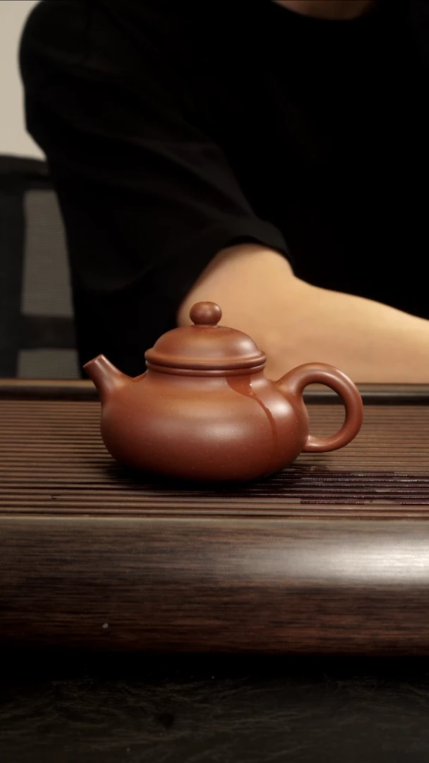 茶壶紫砂微微封釉的台西黑紫泥容天160cc