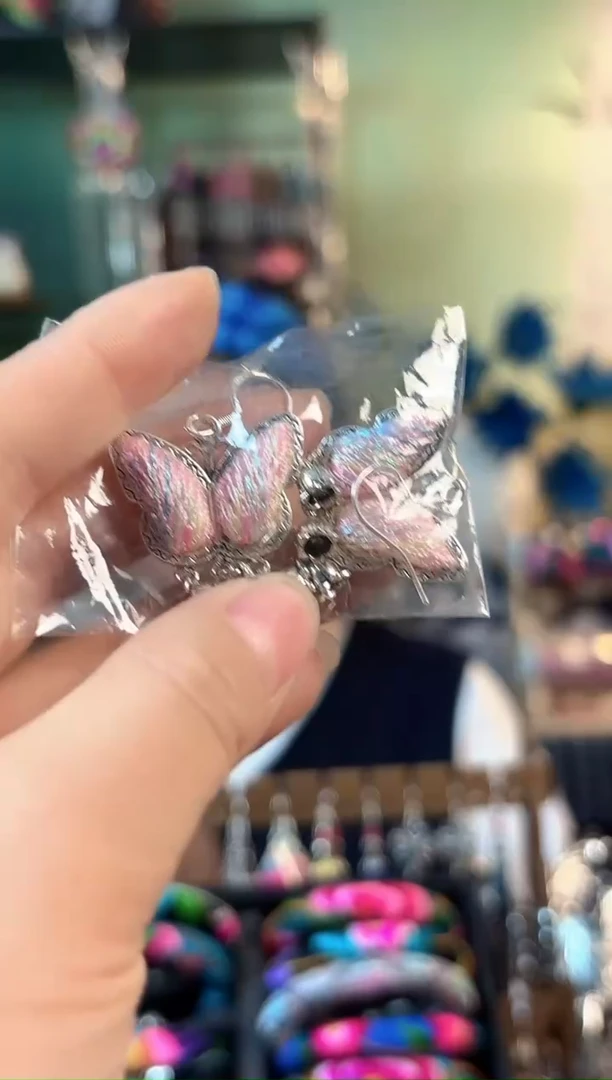 织绣珊**人彩云南阁非遗老绣691