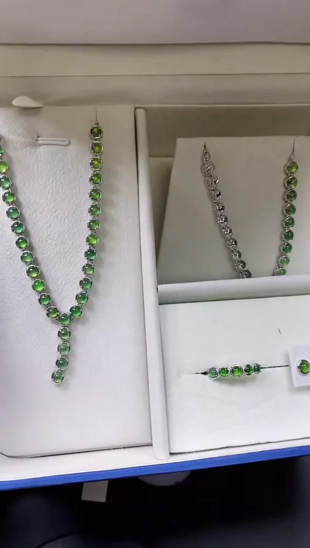 【闪购商品】翡翠颈饰银S925镶嵌0444