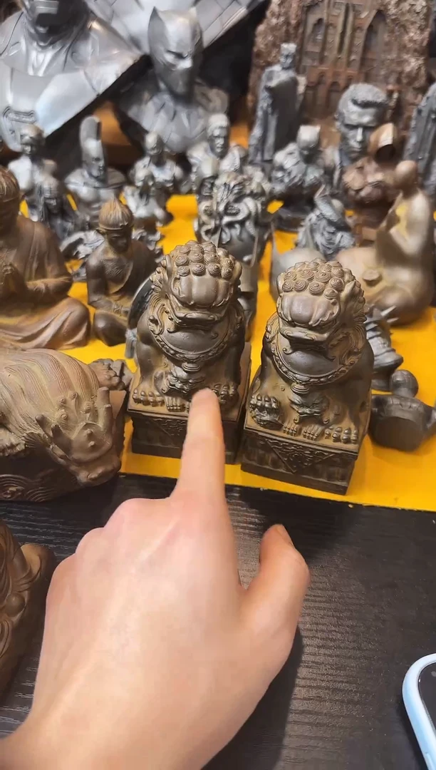 铁实心铁艺摆件~~13cm高狮子一对（锈色）