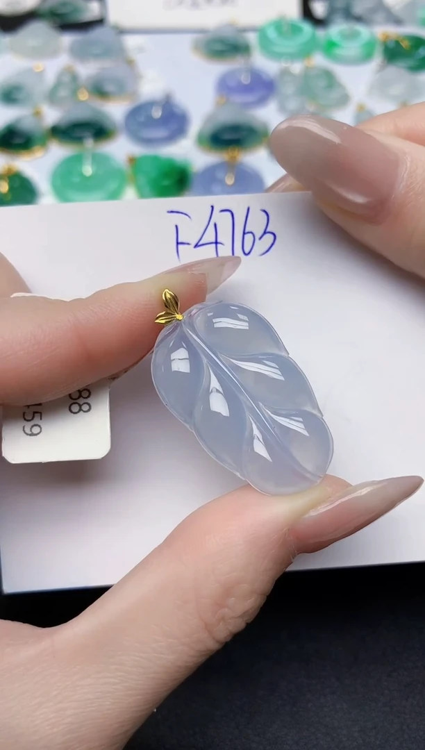 颈饰18K金镶嵌翡翠天然缅甸A货翡翠百元以上9元证书费自理