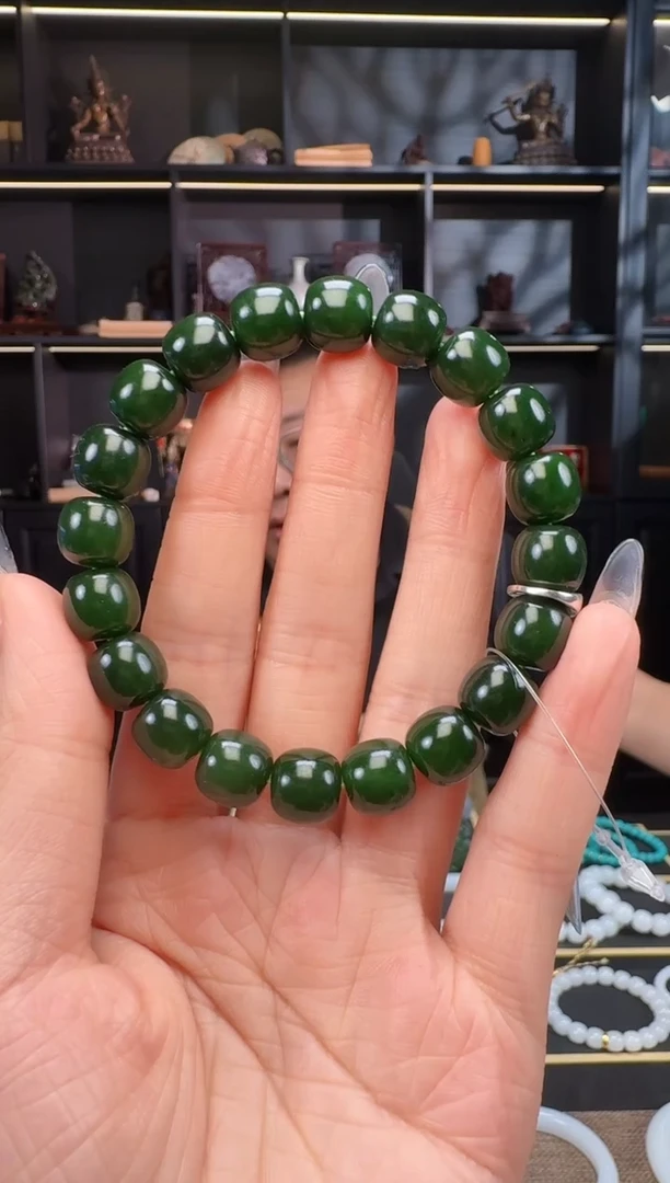 和田玉未镶嵌颈饰11mm碧玉老型手串