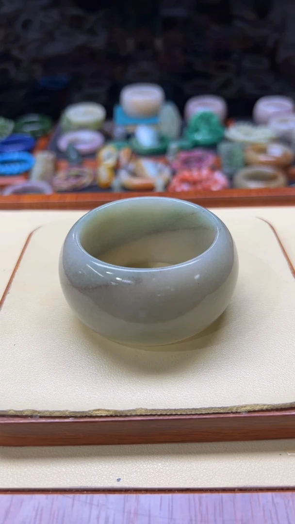 未镶嵌手镯石英质玉寒**凌185