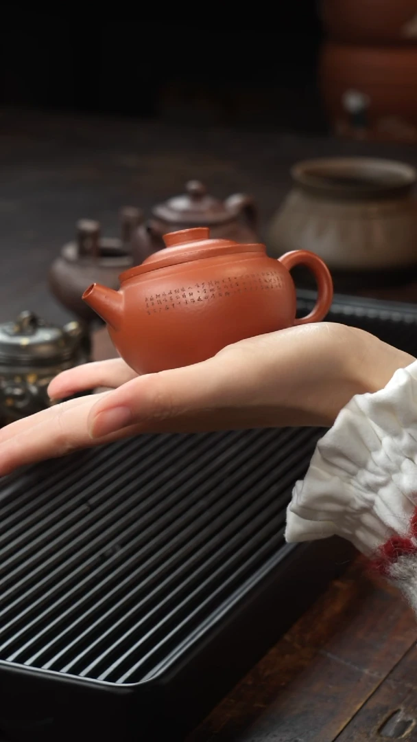 茶壶紫砂微刻巨轮