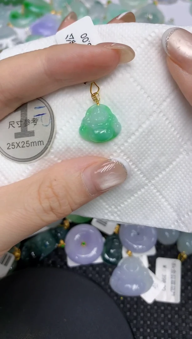 颈饰18K金镶嵌翡翠111111